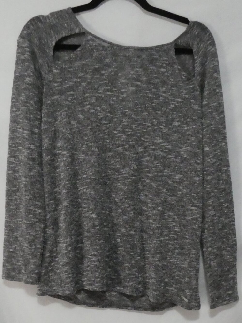 OXXO Marled Grey Cutout Shoulder Keyhole Salt and Pepper Knit Top - Size Medium